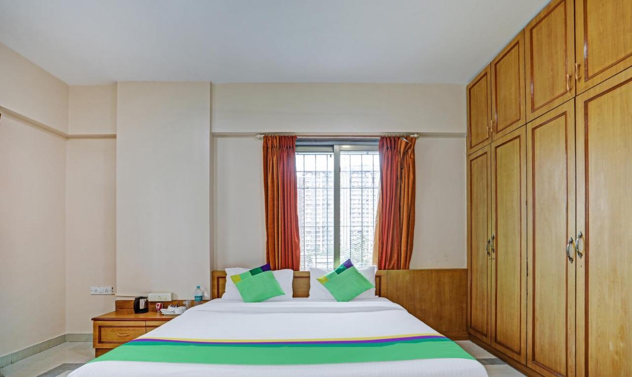 Treebo Welcome Apartments Мумбай Екстериор снимка
